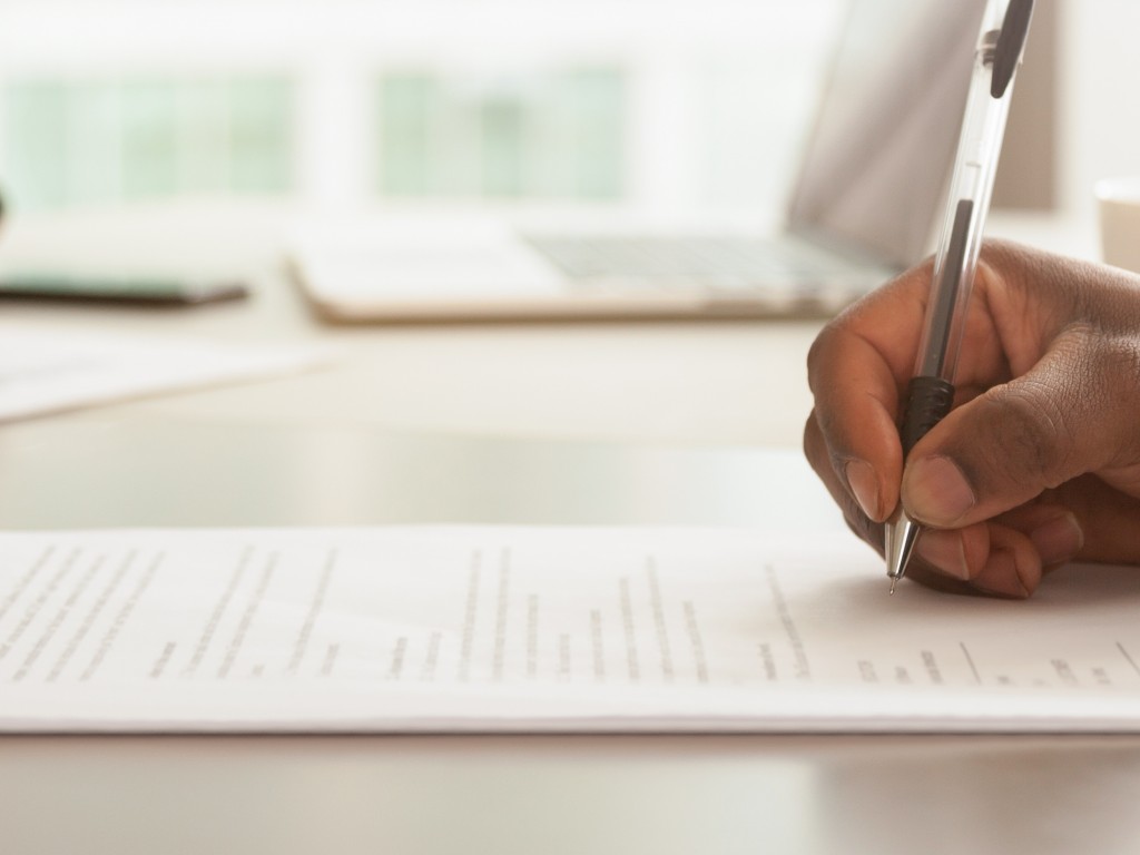 18d988843bf7061ba4bc