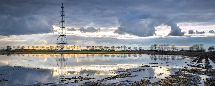 how is natural gas extracted