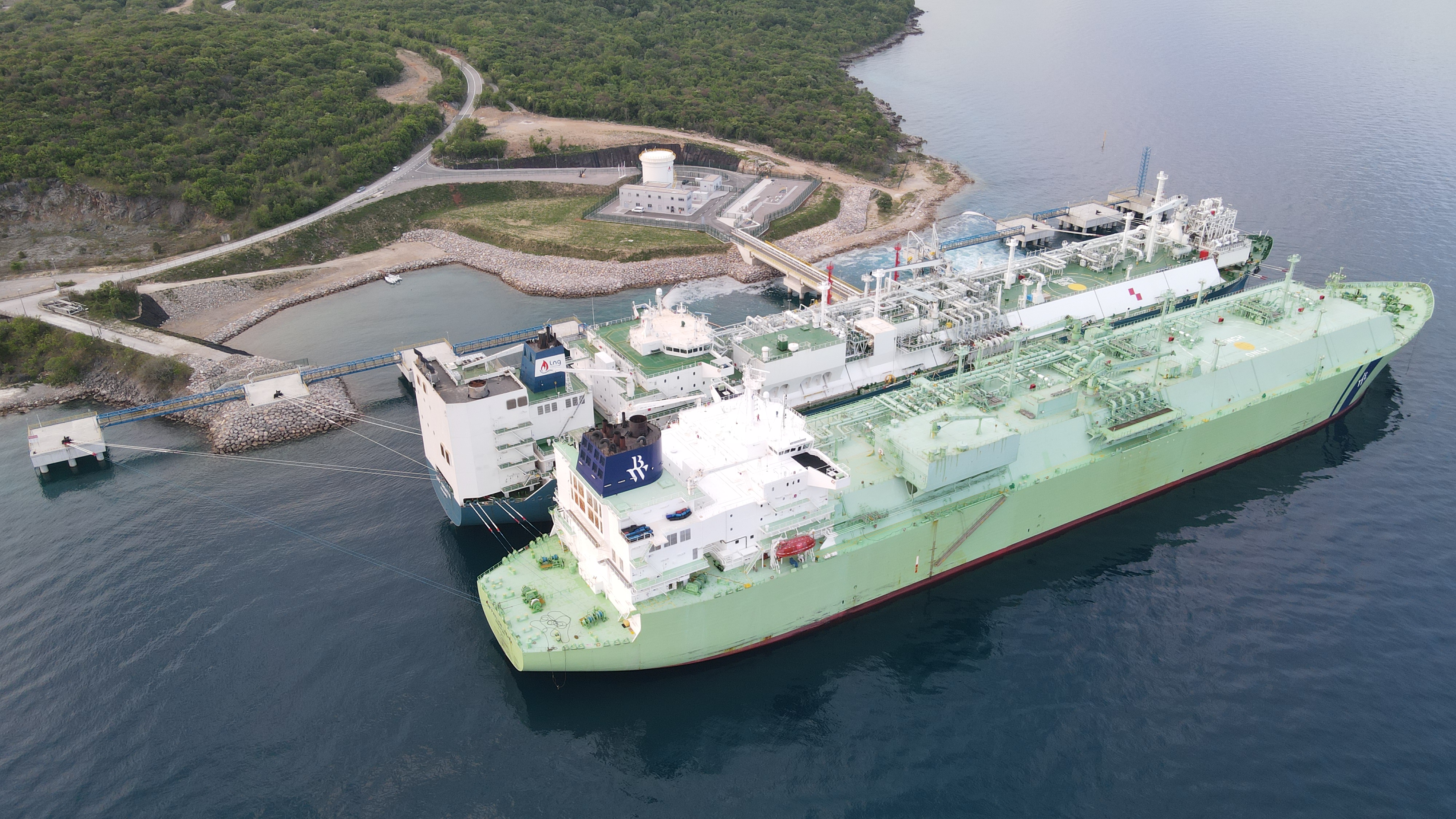 MET Group 100Th LNG Shipment Photo2